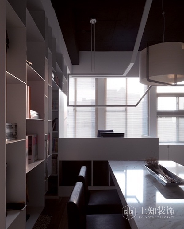 美白寫字樓設(shè)計,打造創(chuàng)意揮灑的白色辦公空間-6.jpg 美白寫字樓設(shè)計,打造創(chuàng)意揮灑的白色辦公空間-6.jpg